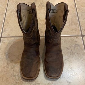 Cody James Boys Boots Size 2.0-D